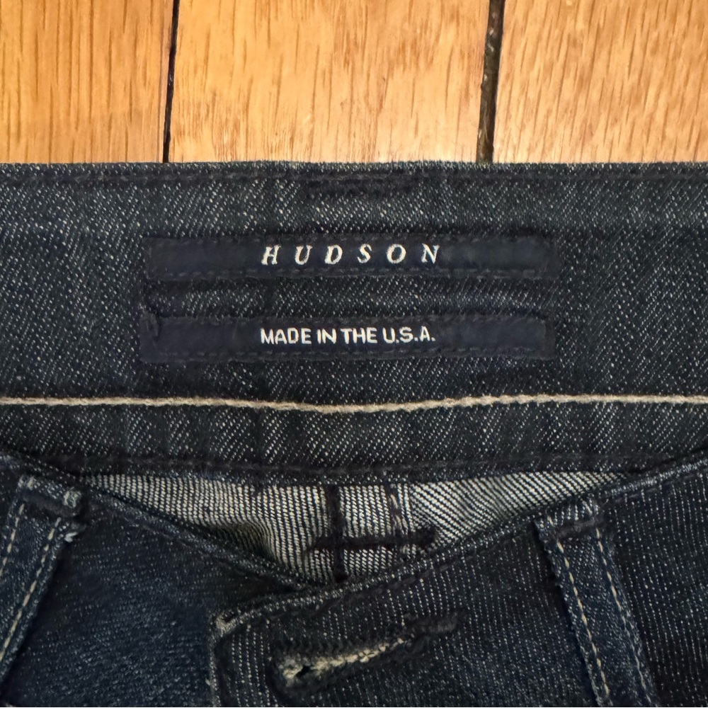Vintage Hudson low rise flare. In great condition!